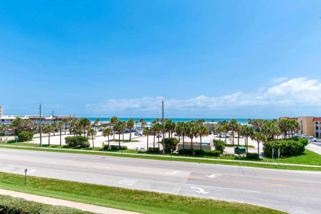Stunning Ocean Views Steps From The Beach With Pool! Fabulous 4Th Floor Studio! New Smyrna Beach Exterior photo